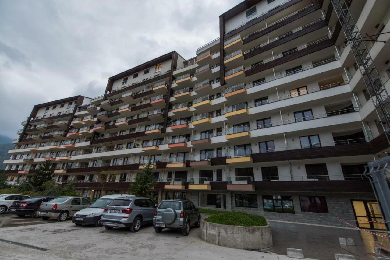 Ioana'S Apartament Apartment Синая Екстериор снимка
